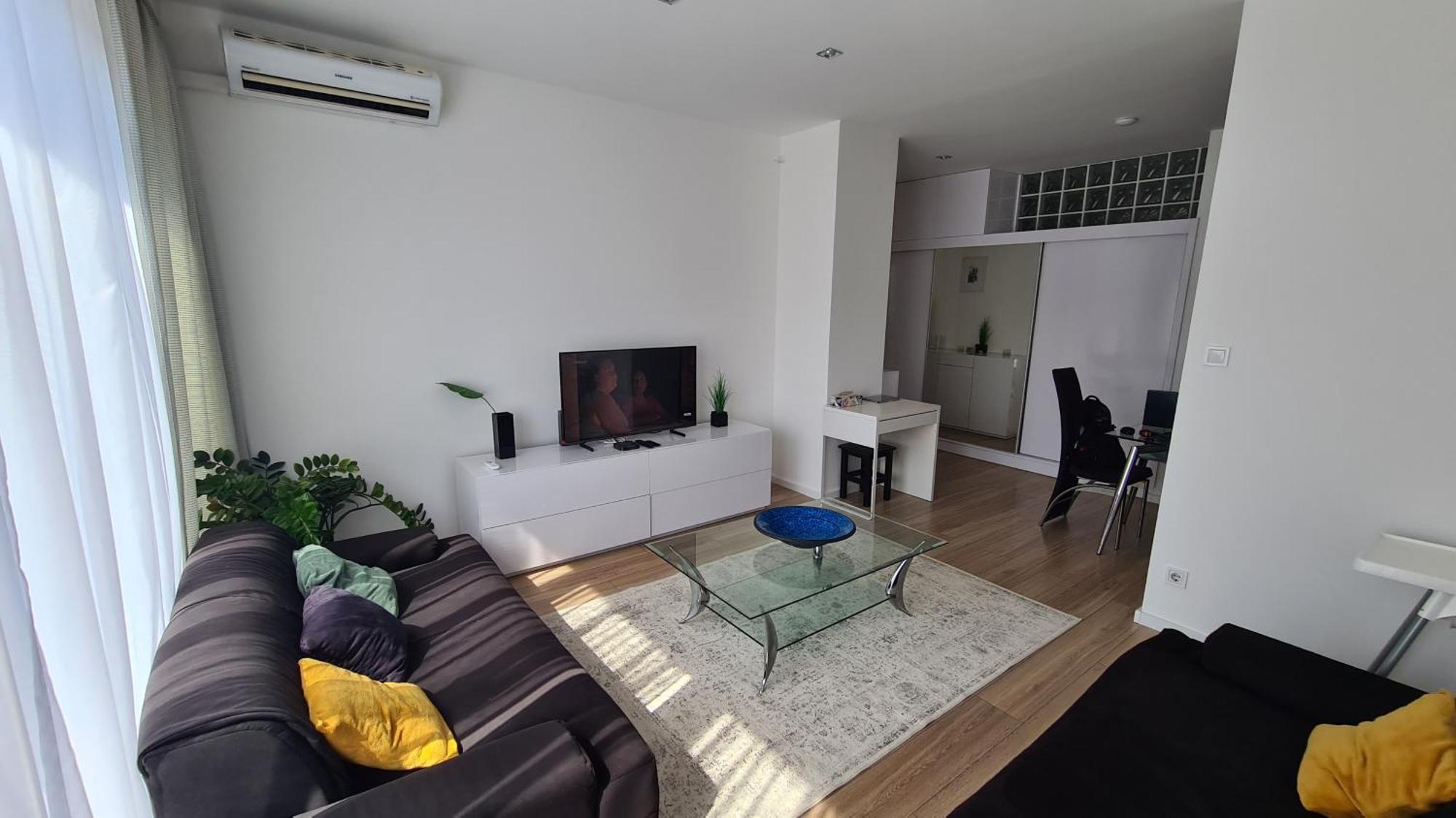Lena Center Apartmán